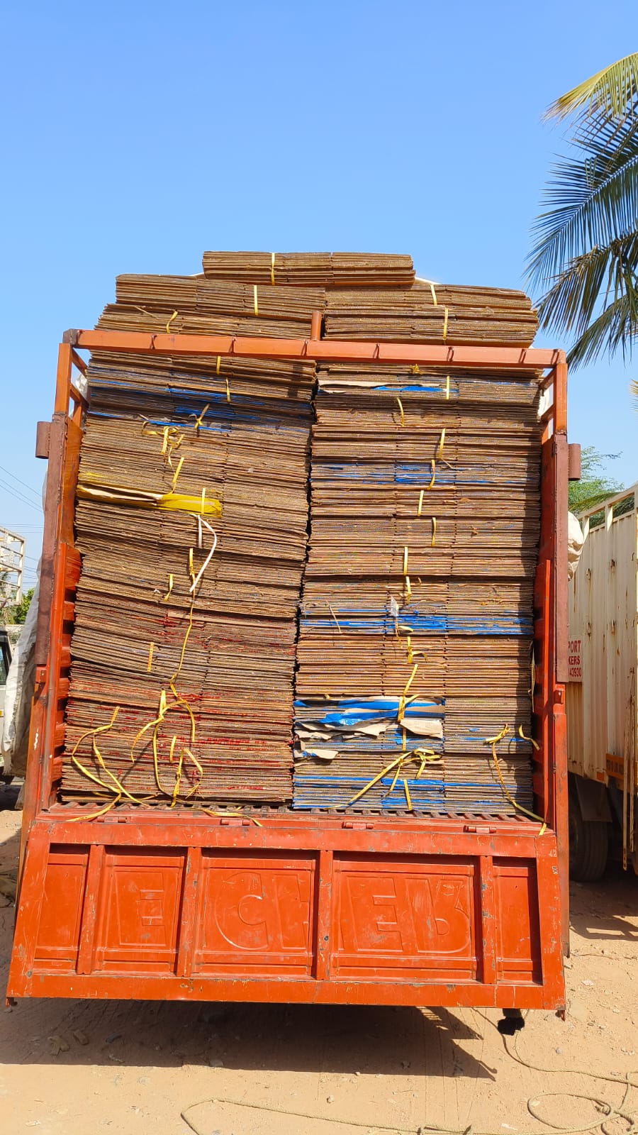 Goods unloading at destination